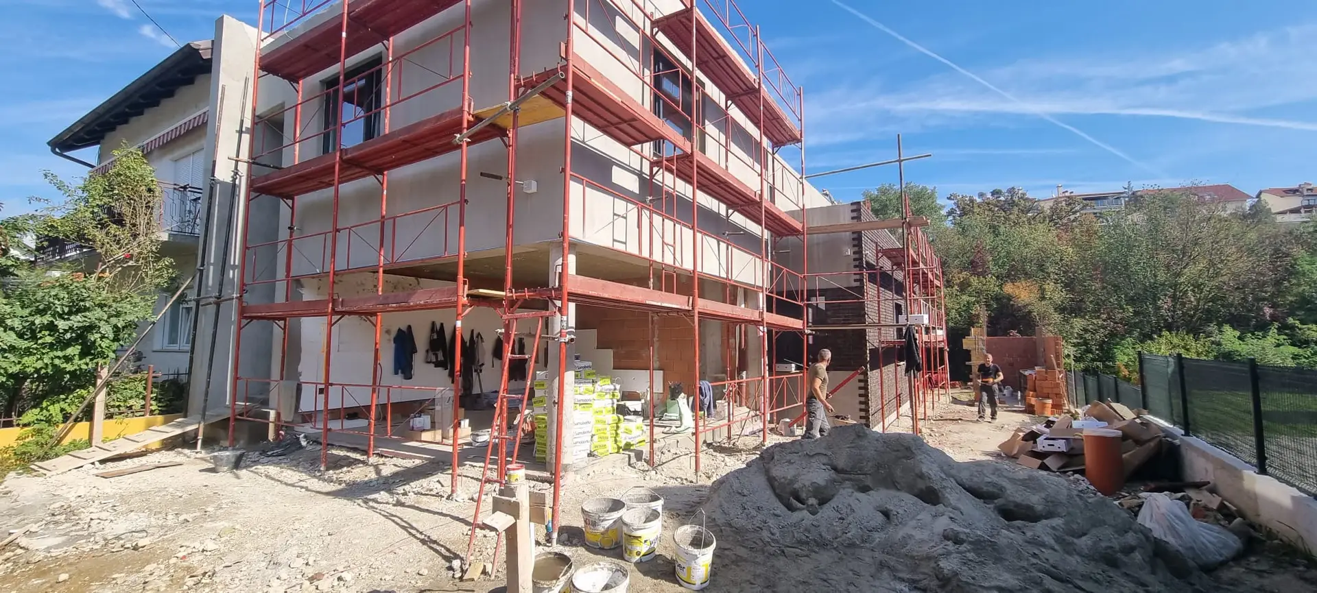 Obiteljska-kuca-Barutanski-jarak-Zavrsni radovi-izrada-fasade-postavljanje-klinkera-na-fasadu-izrada-glazure-postavljanje-keramike-1